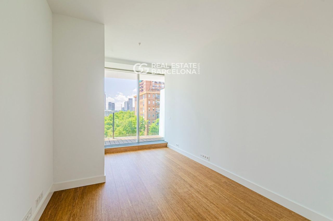 Piso en Barcelona, España, 129 m² - imagen 4