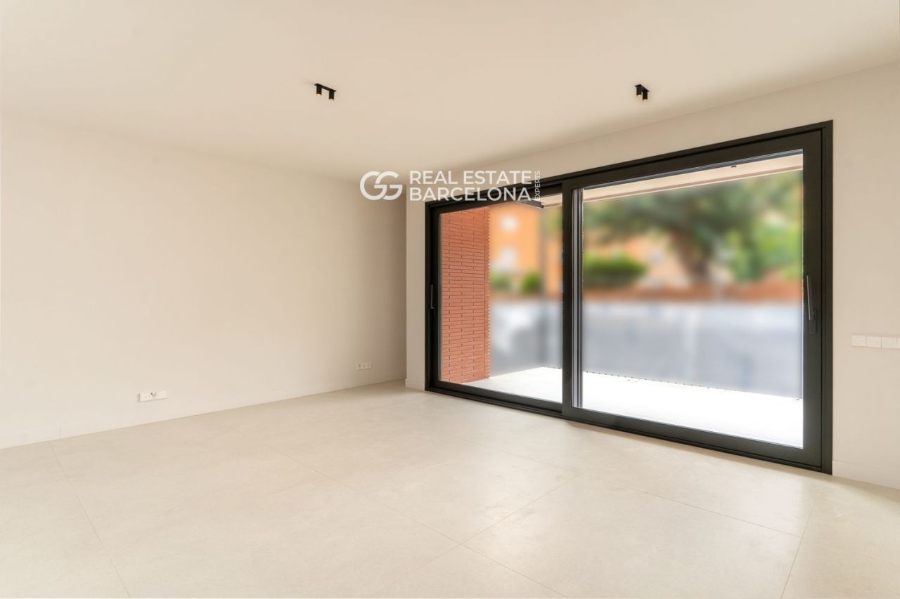 Flat Barcelona, Sabadell, Spain, 201 m² - picture 6