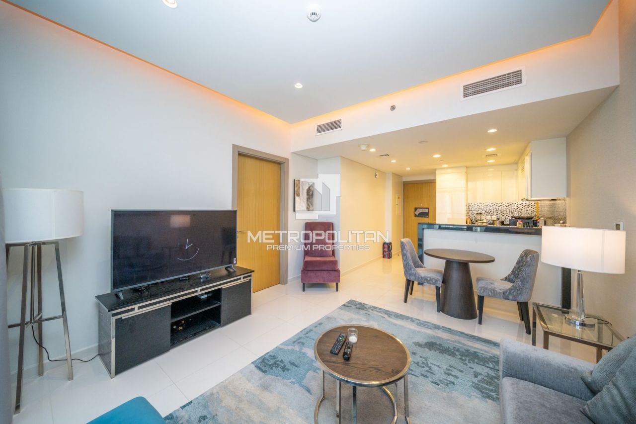 Apartment in Dubai, UAE, 63 m² - picture 5