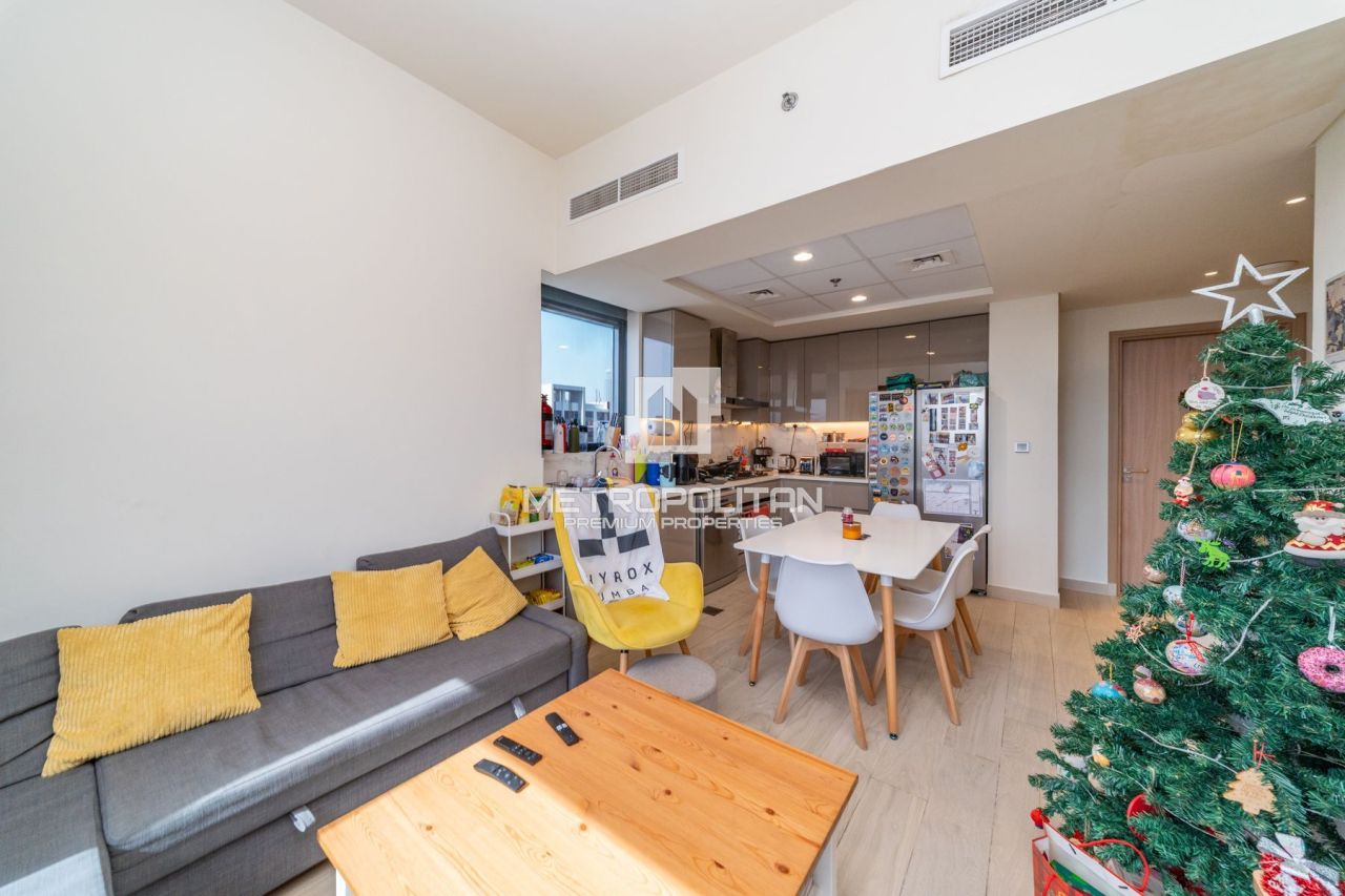 Apartment in Dubai, UAE, 100 m² - picture 5