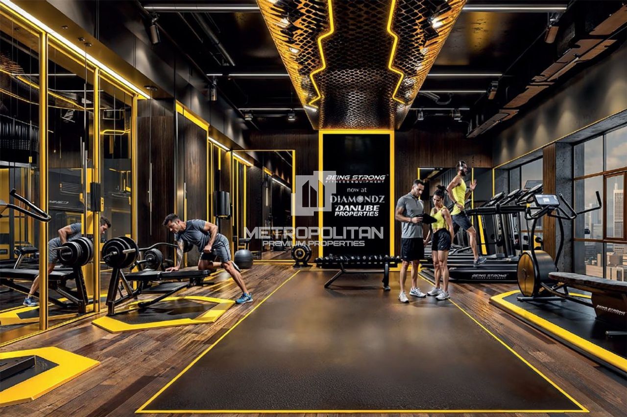 Apartment in Dubai, UAE, 39 m² - picture 5