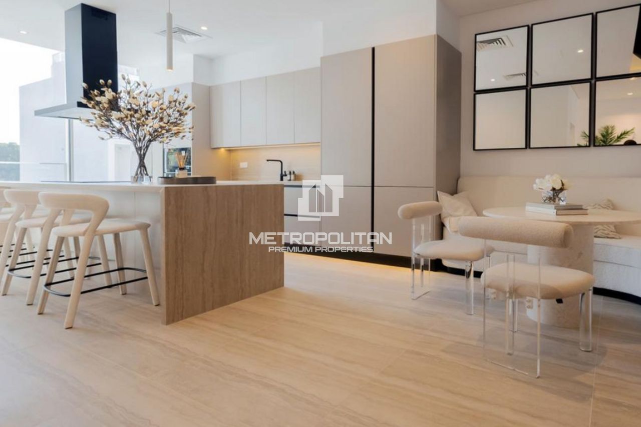 Villa in Dubai, UAE, 180 m² - picture 6