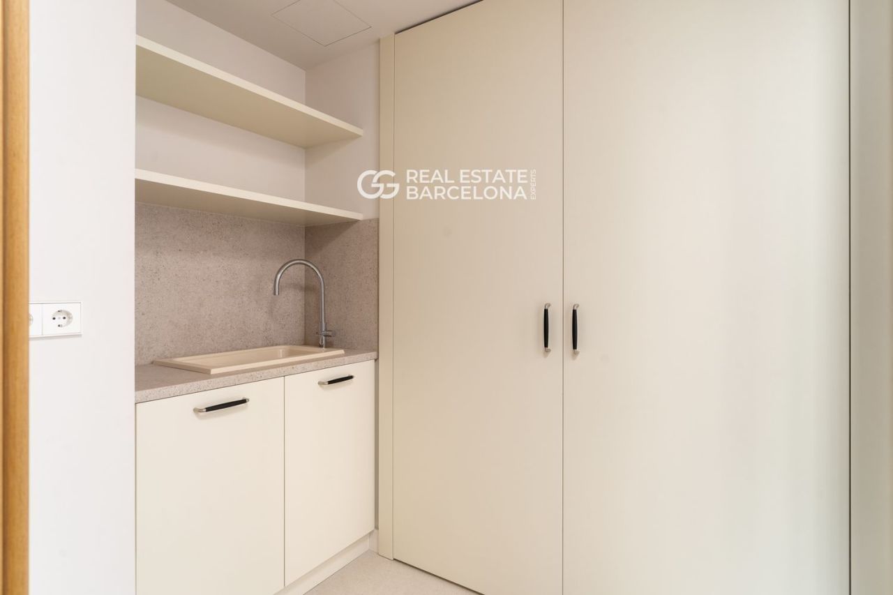 Wohnung in Barcelona, Spanien, 200 m² - Foto 11