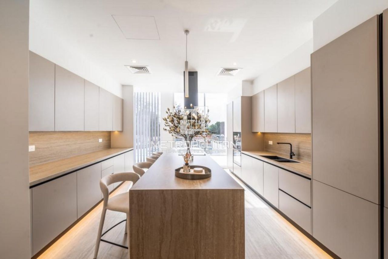 Villa in Dubai, UAE, 180 m² - picture 7