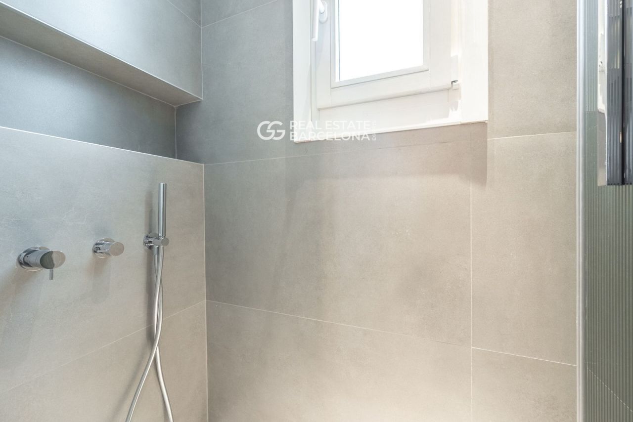 Appartamento a Barcellona, Spagna, 159 m² - foto 19