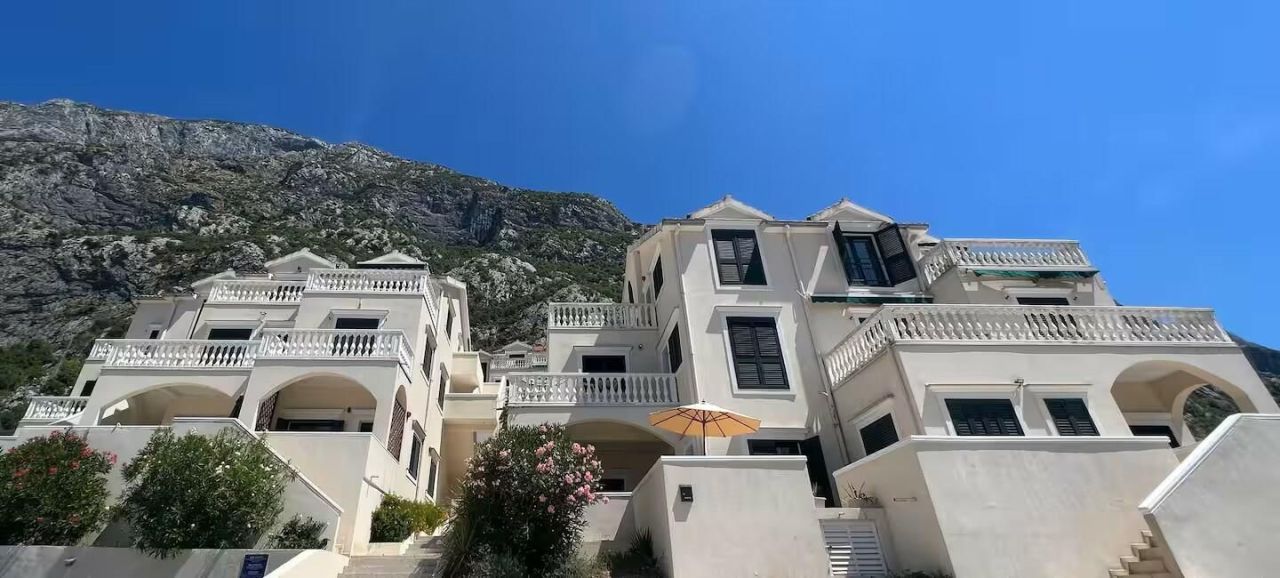 Appartement à Dobrota, Monténégro, 60 m² - image 17