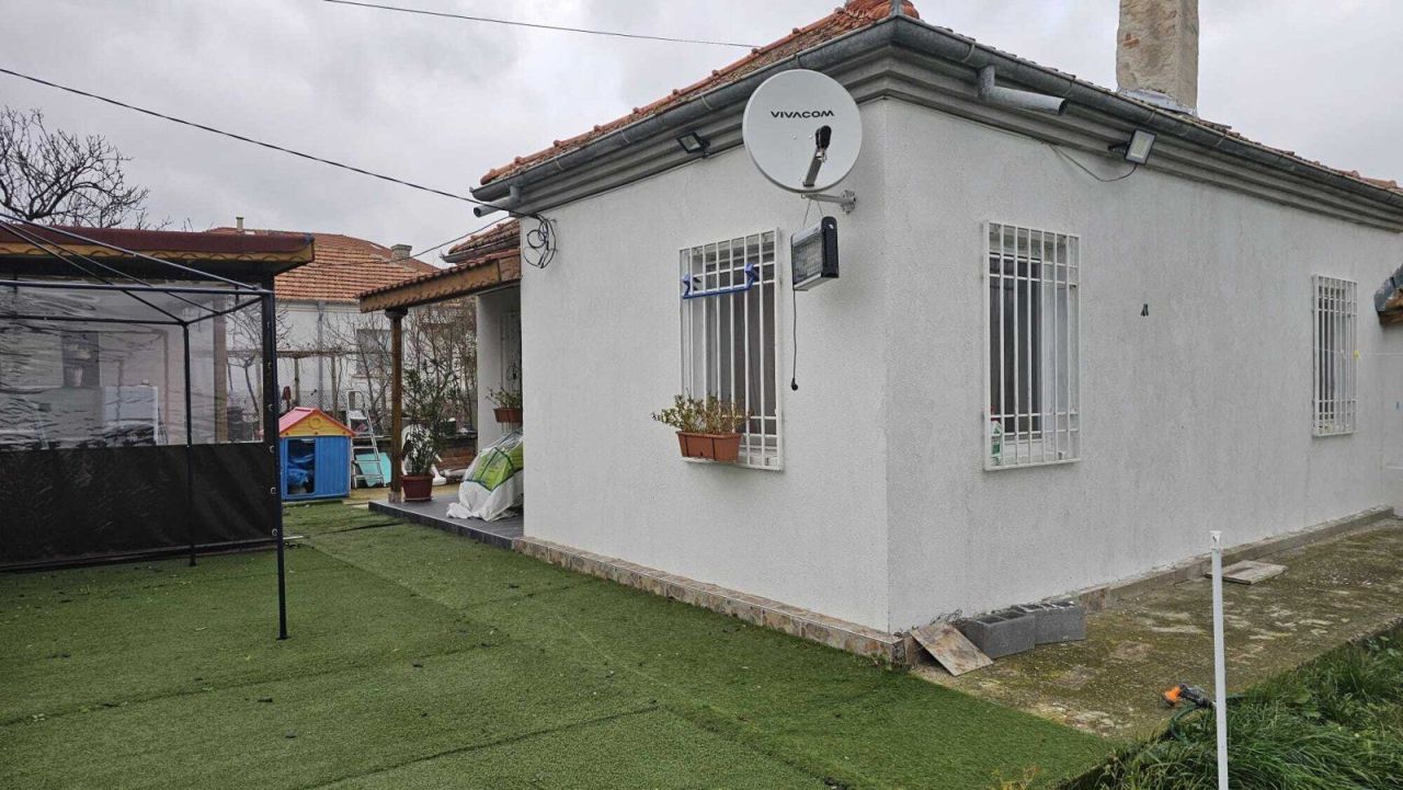 Bungalow à Orizare, Bulgarie, 115 m² - image 1