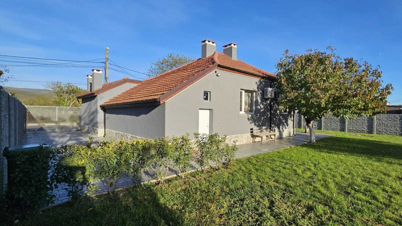 Bungalow à Gyulyovtsa, Bulgarie, 108 m² - image 1