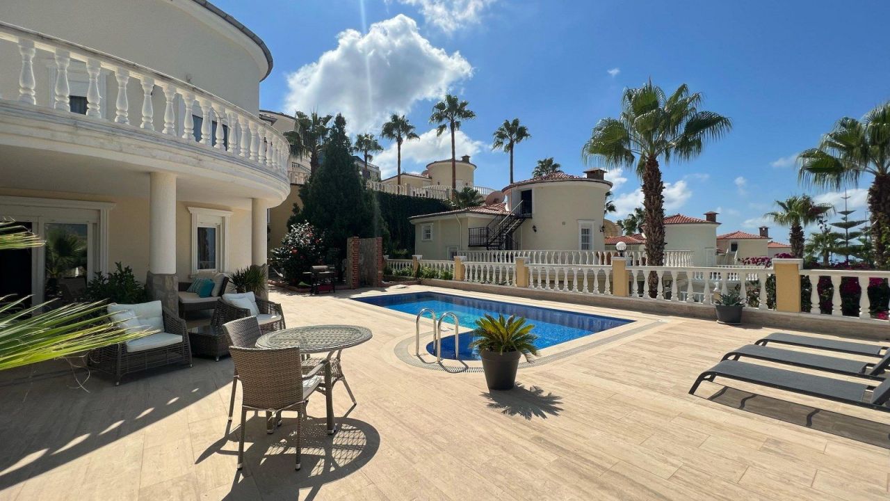 Villa in Alanya, Türkei, 250 m² - Foto 2