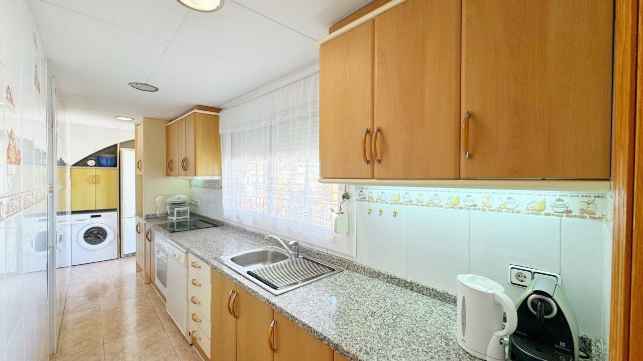 Piso en la Costa Brava, España, 108 m² - imagen 9