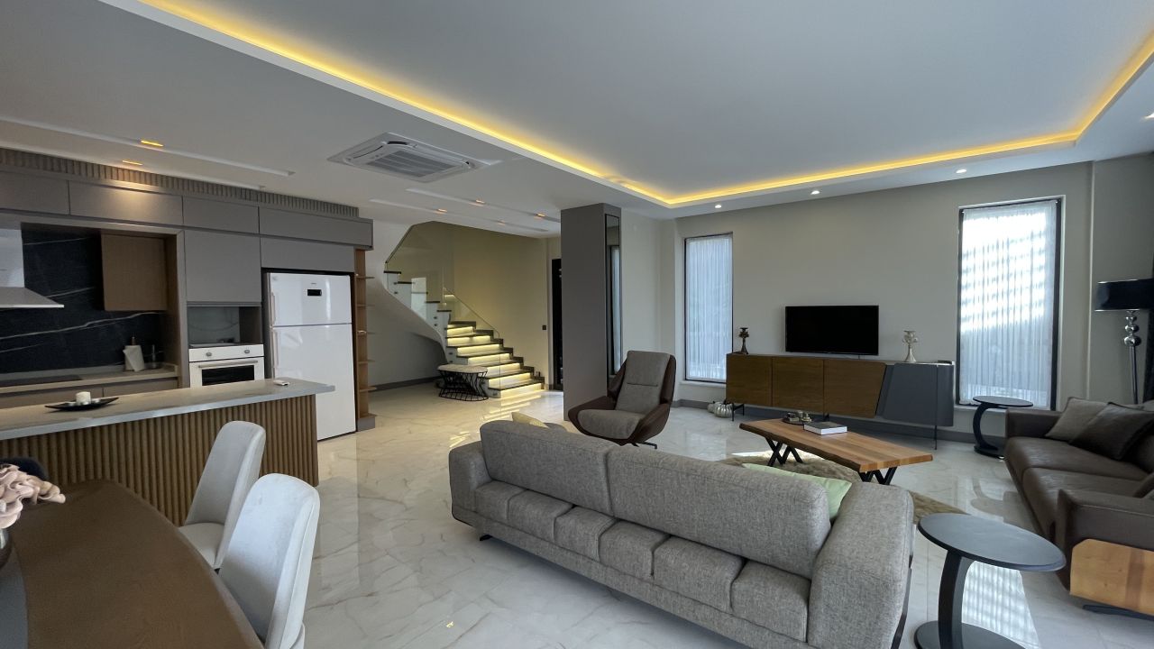 Villa in Alanya, Türkei, 200 m² - Foto 2