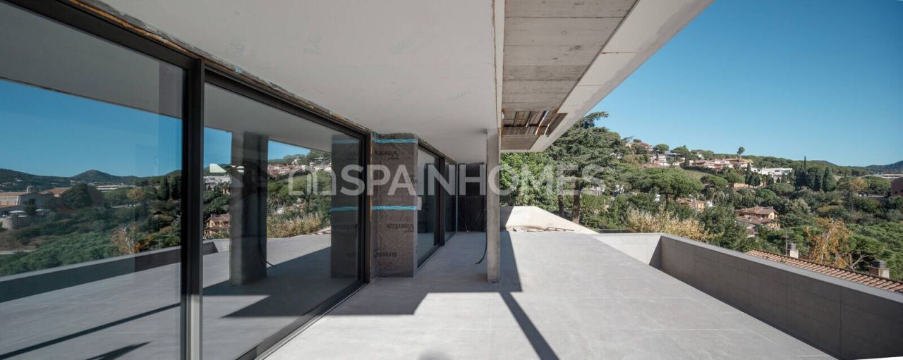 Villa Premià de Dalt, España, 364 m² - imagen 13