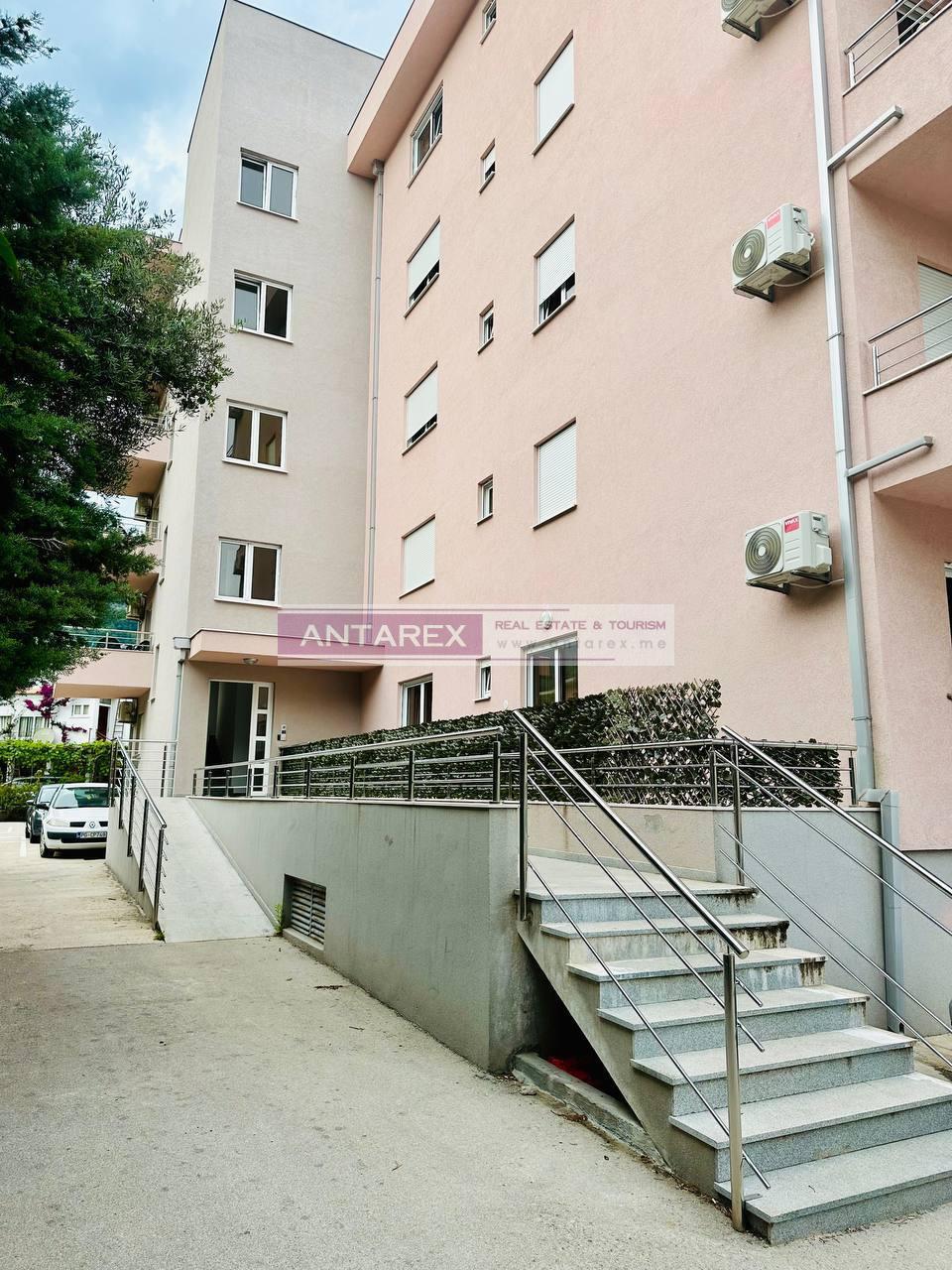 Apartamento en Budva, Montenegro, 64 m² - imagen 8