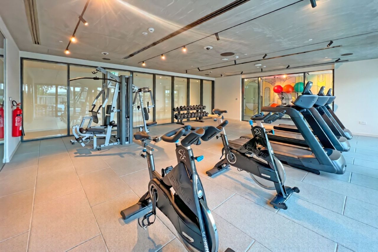 Flat in Dubai, UAE, 47.12 m² - picture 8