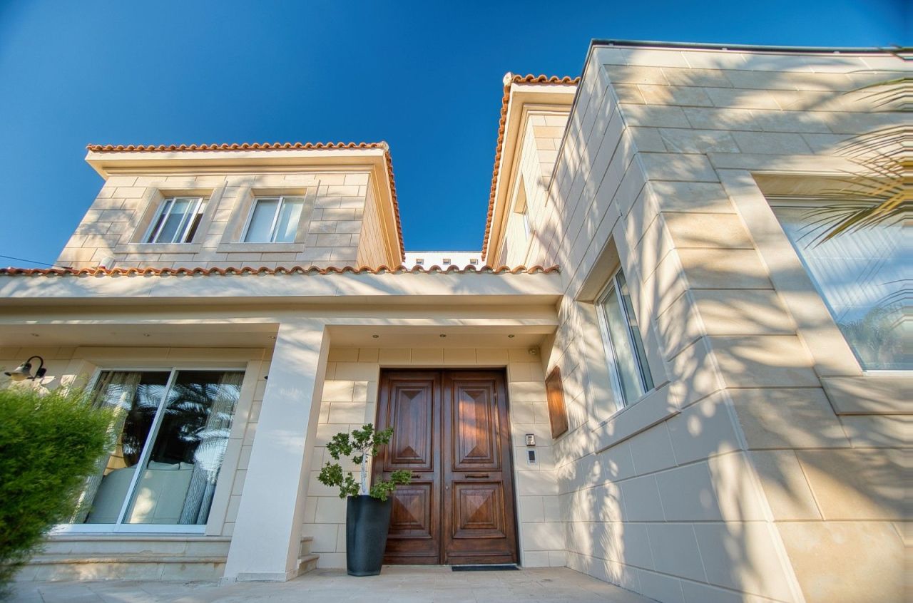 Villa in Limassol, Zypern, 402 m² - Foto 1