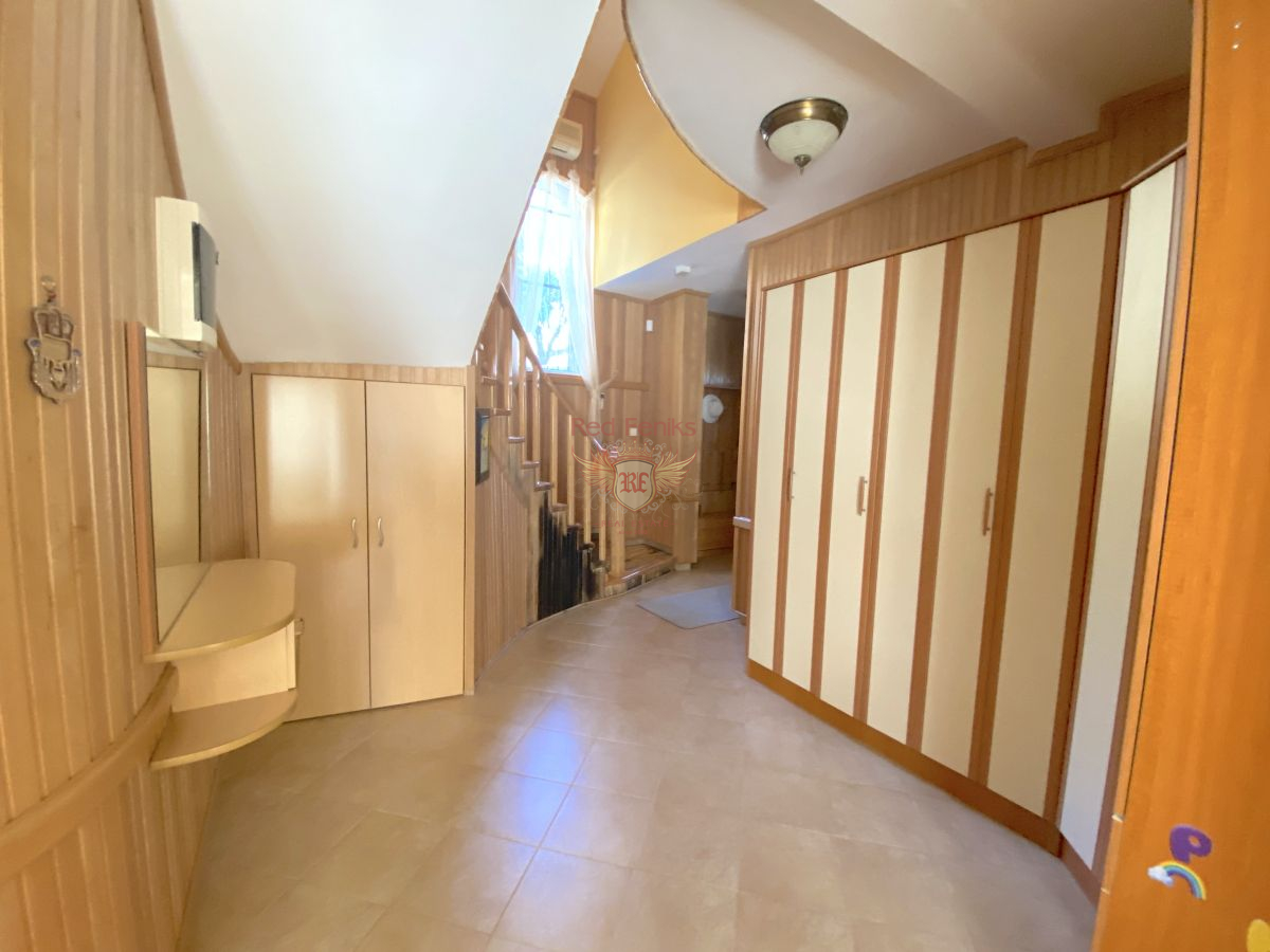 Haus in Budva, Montenegro, 299 m² - Foto 9