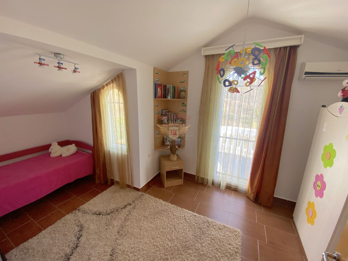 Haus in Budva, Montenegro, 299 m² - Foto 14