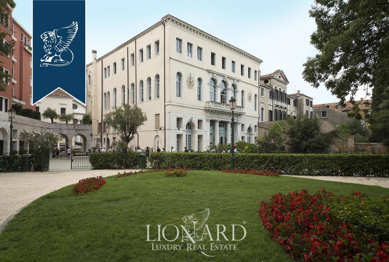 Haus in Venedig, Italien, 1 980 m² - Foto 1