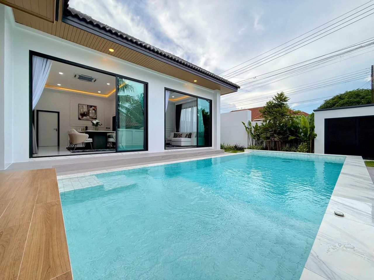 Villa in Phuket, Thailand, 230 m² - picture 1