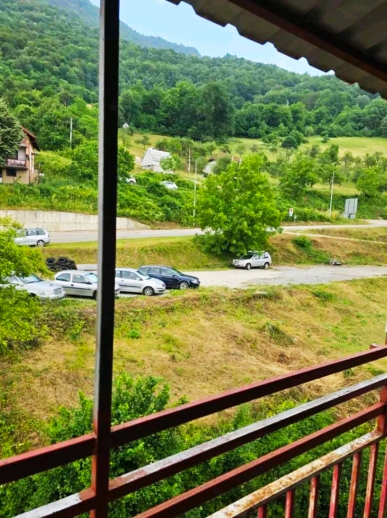 Appartement en Pluzine, Monténégro, 68 m² - image 9