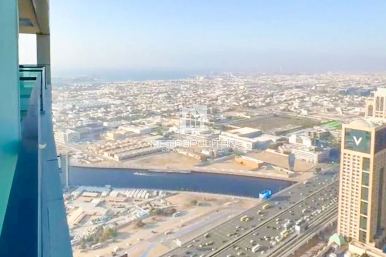 Apartment in Dubai, UAE, 40 m² - picture 6