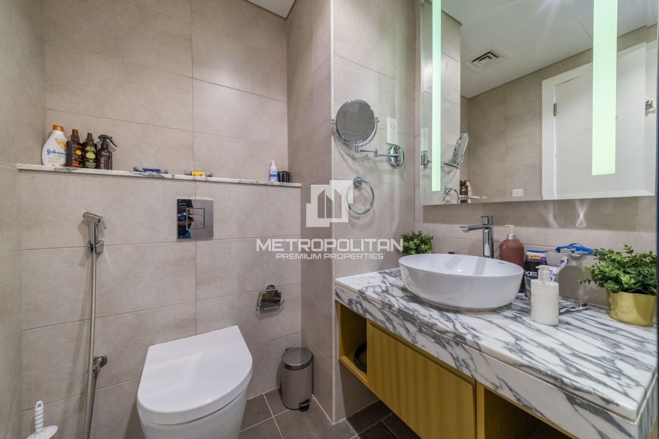 Apartment in Dubai, UAE, 63 m² - picture 9