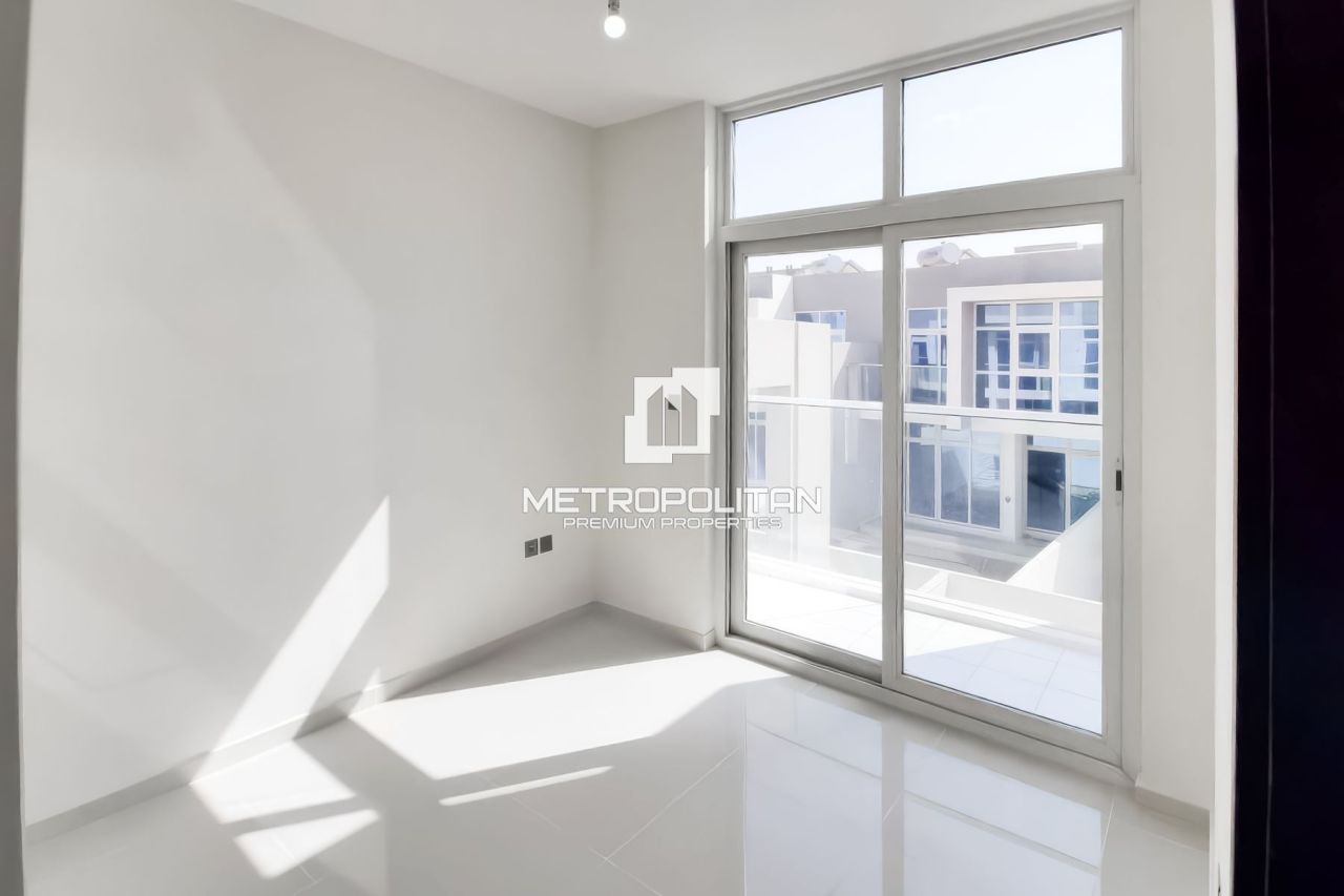 Townhouse in Dubai, UAE, 155 m² - picture 10