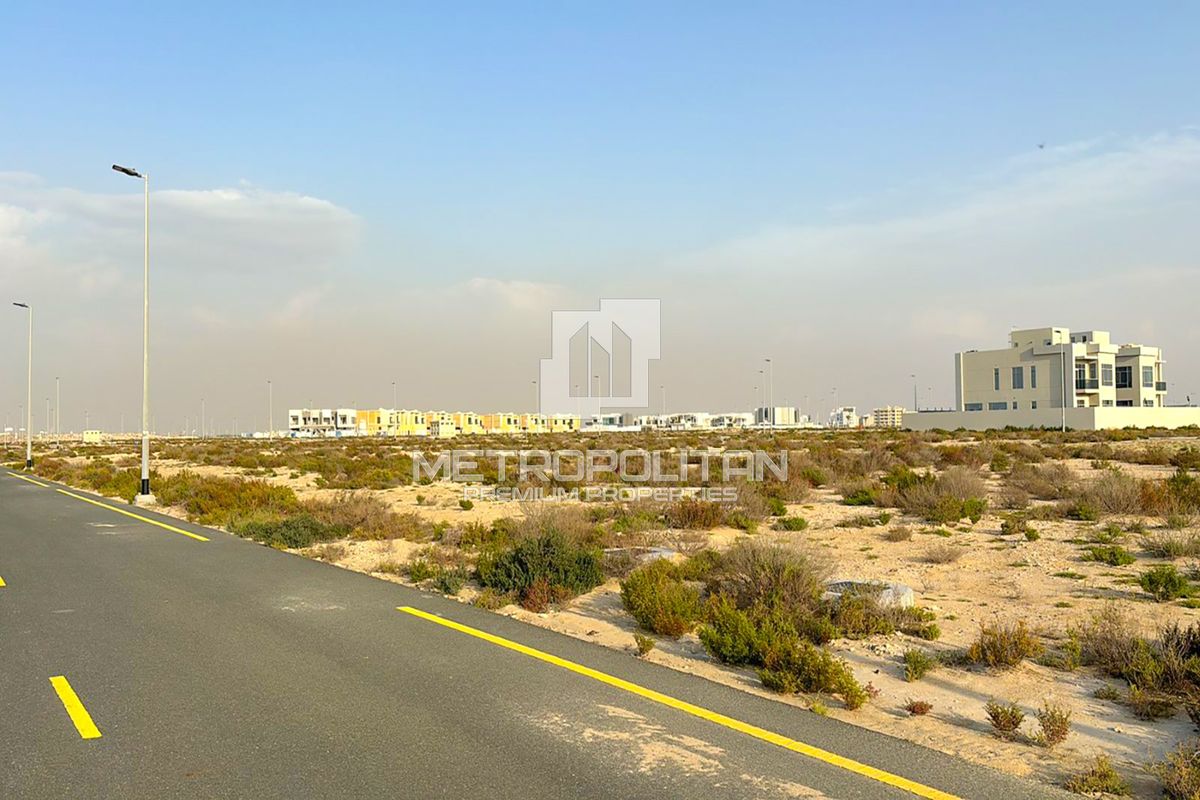 Terreno en Dubái, EAU, 900 m² - imagen 11