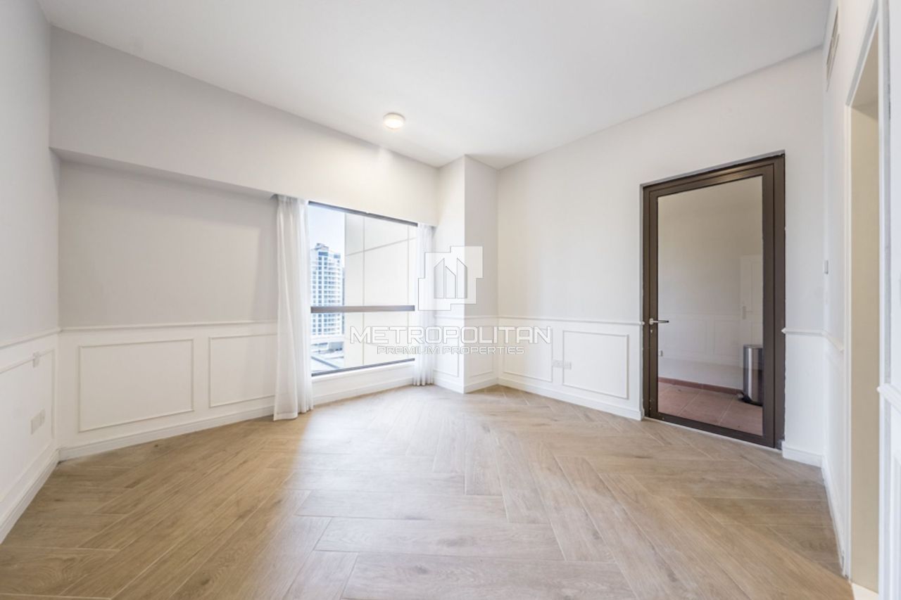 Apartment in Dubai, UAE, 252 m² - picture 11