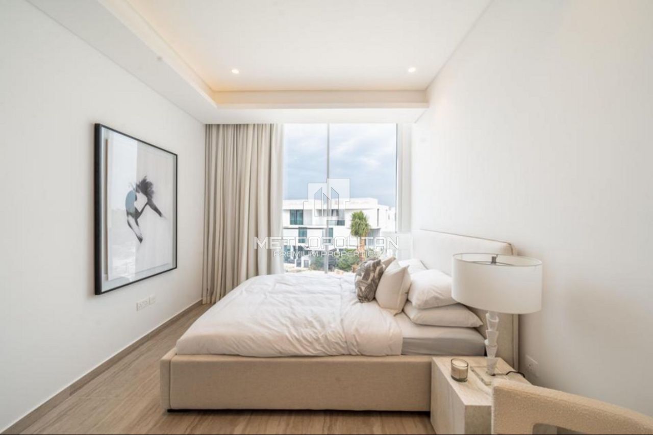 Villa in Dubai, UAE, 180 m² - picture 12