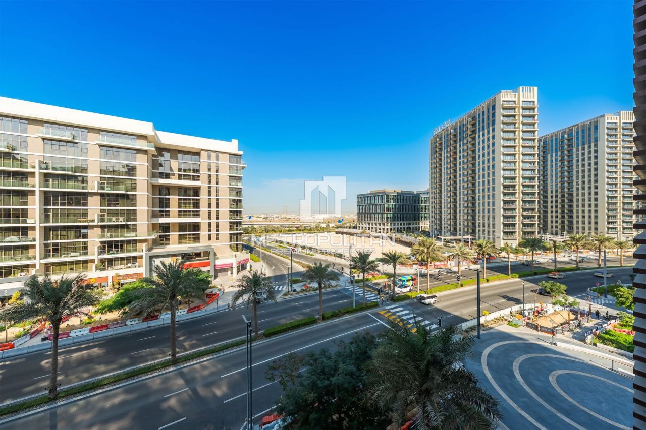 Apartment in Dubai, UAE, 97 m² - picture 13