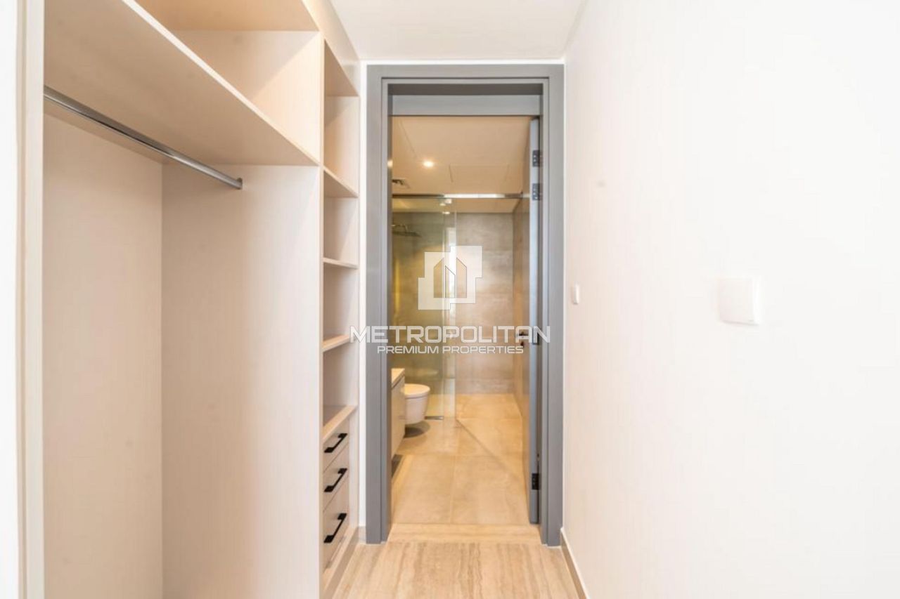 Villa in Dubai, UAE, 180 m² - picture 15