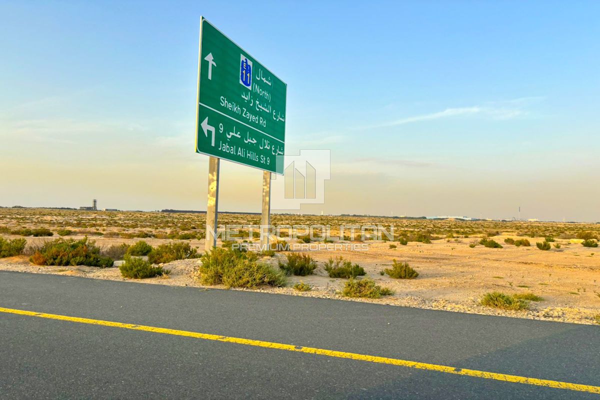 Terreno en Dubái, EAU, 900 m² - imagen 16