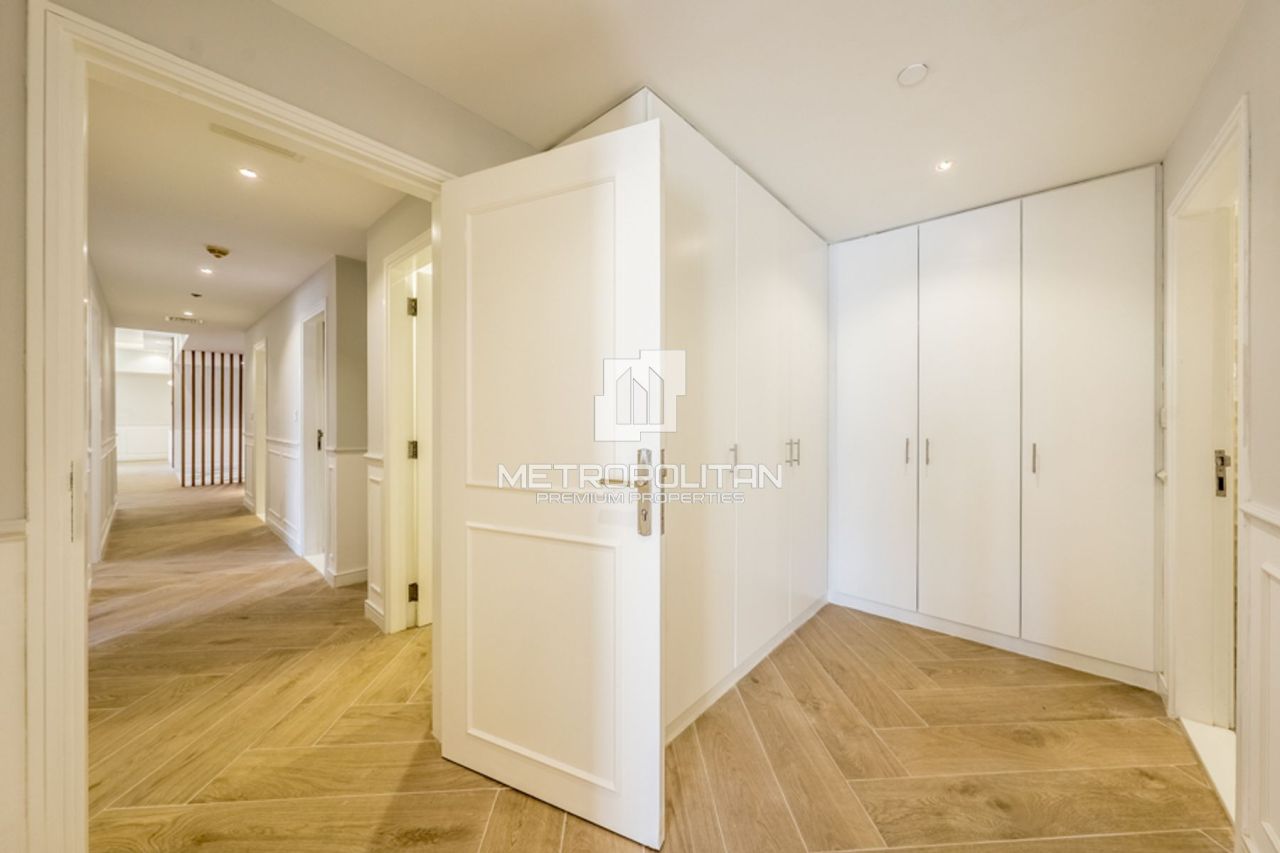 Apartment in Dubai, UAE, 252 m² - picture 19