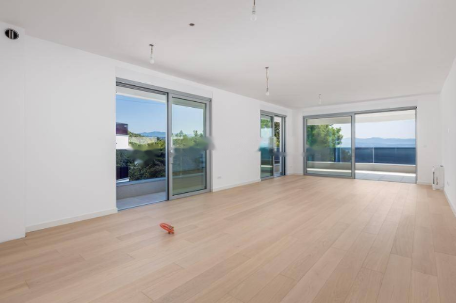 Flat in Opatija, Croatia, 104 m² - picture 1