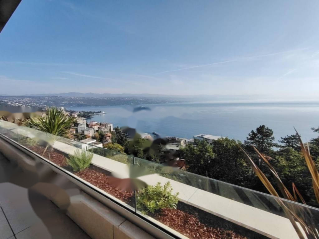 Flat in Opatija, Croatia, 217 m² - picture 1
