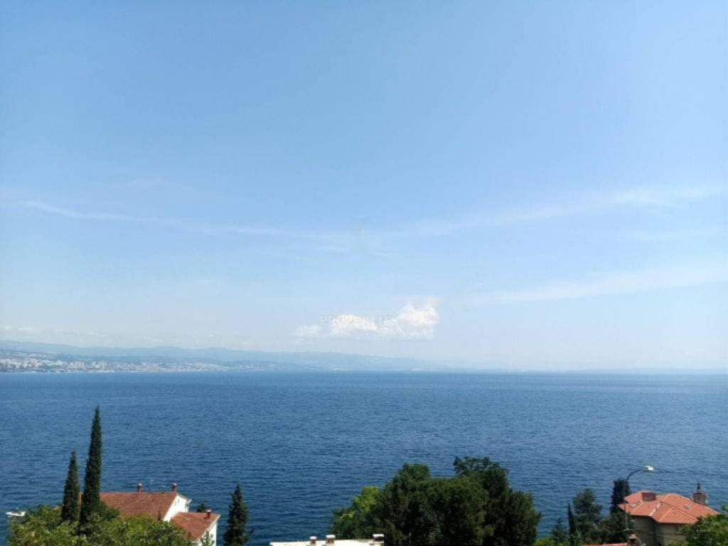 Piso en Opatija, Croacia, 126 m² - imagen 1