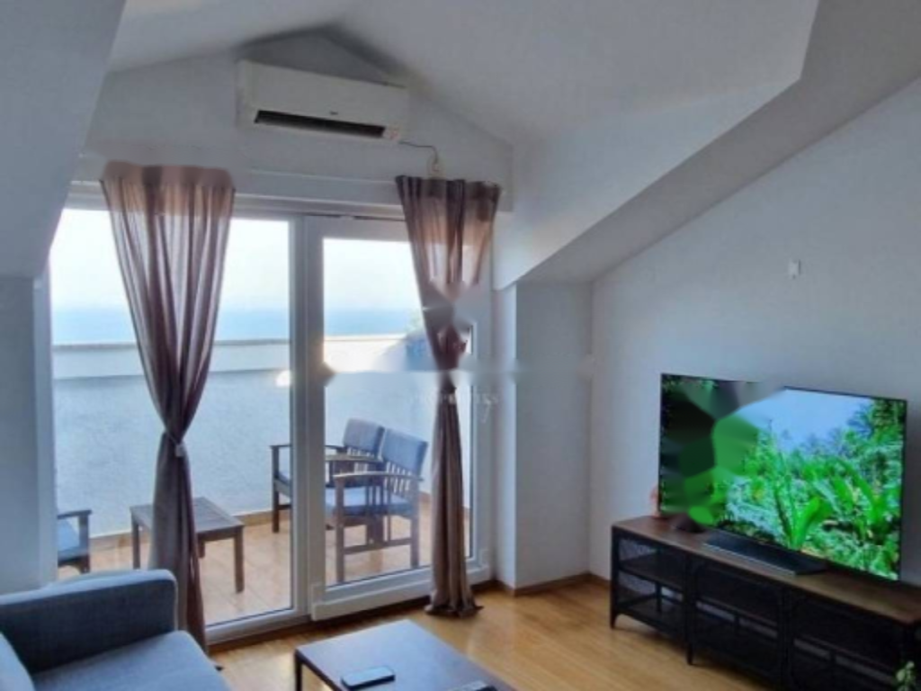 Flat in Opatija, Croatia, 77 m² - picture 1