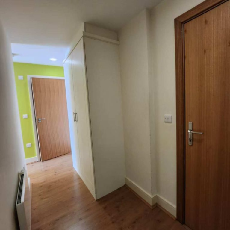 Flat in London, United Kingdom, 36 m² - picture 1