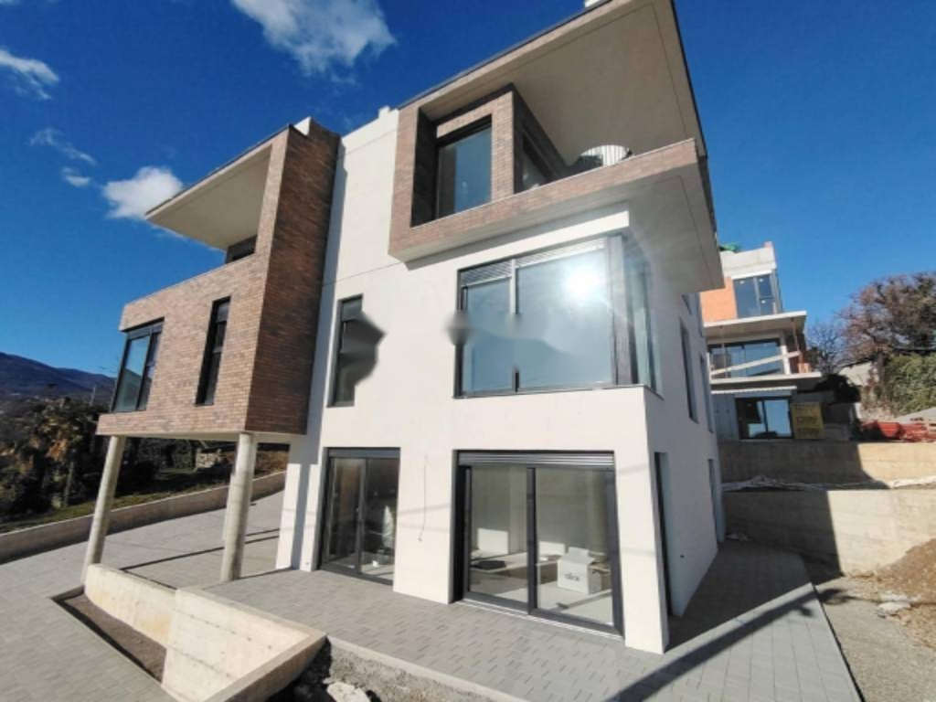 Piso en Opatija, Croacia, 144 m² - imagen 1