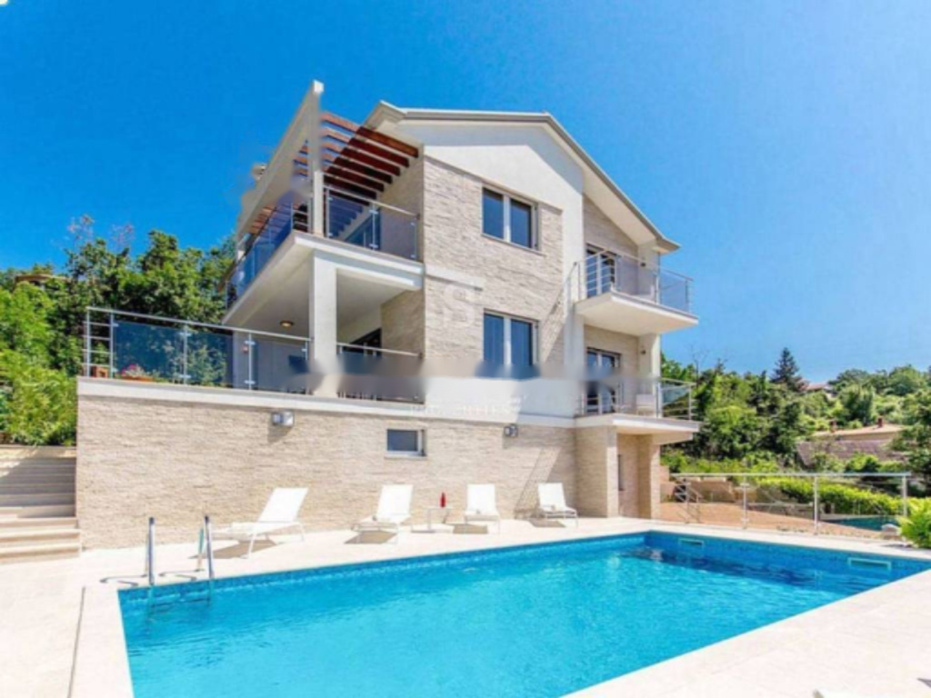 Haus in Opatija, Kroatien, 275 m² - Foto 1
