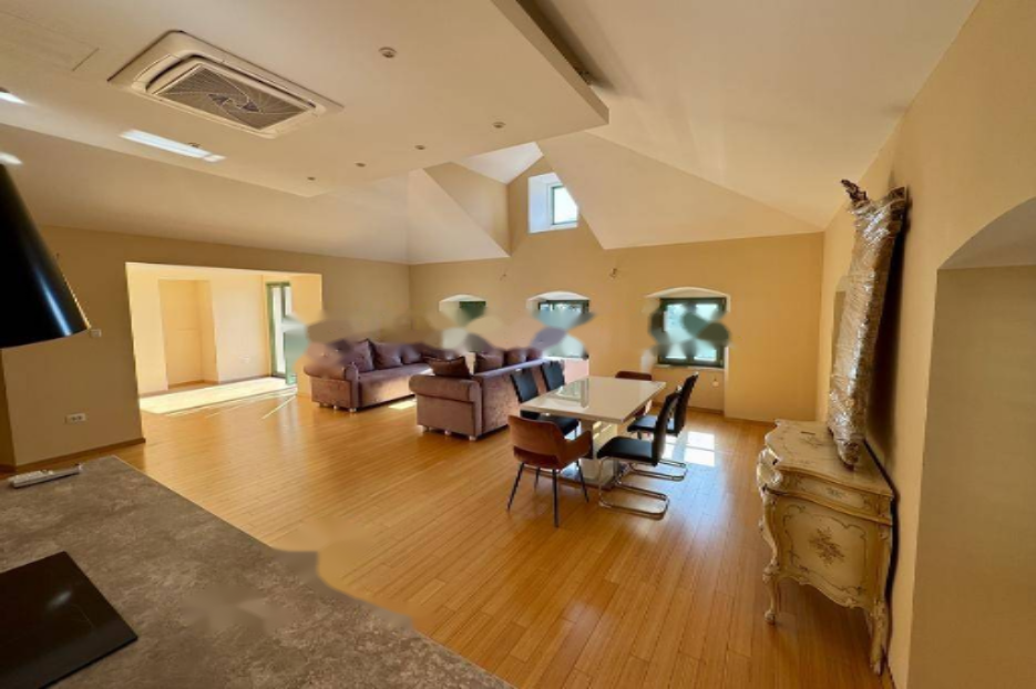 Flat in Opatija, Croatia, 185 m² - picture 1