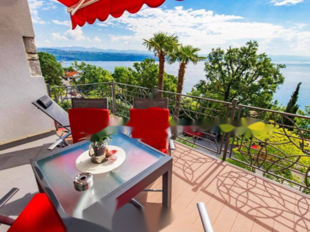 Flat in Opatija, Croatia, 140 m² - picture 1