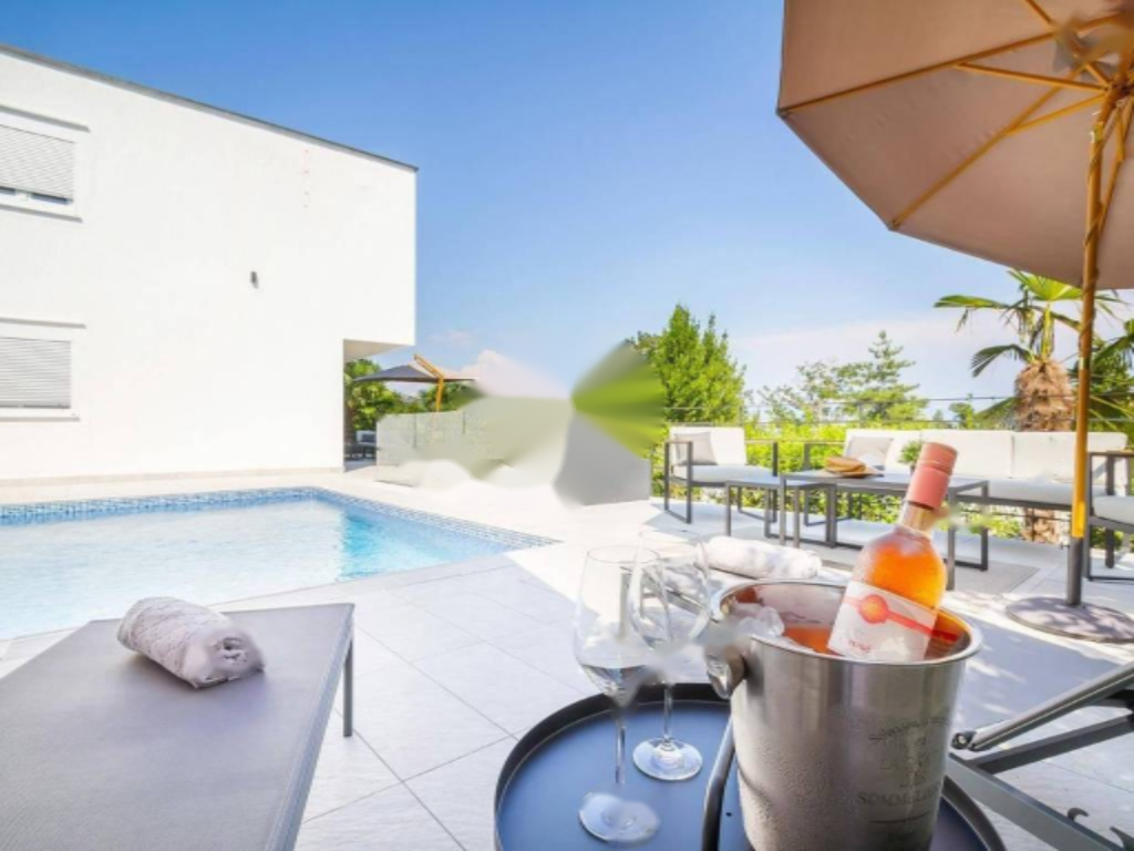 Casa en Opatija, Croacia, 250 m² - imagen 1