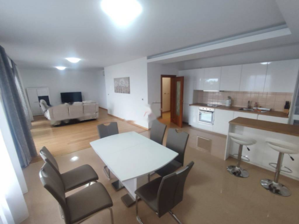 Appartamento a Opatija, Croazia, 123 m² - foto 1