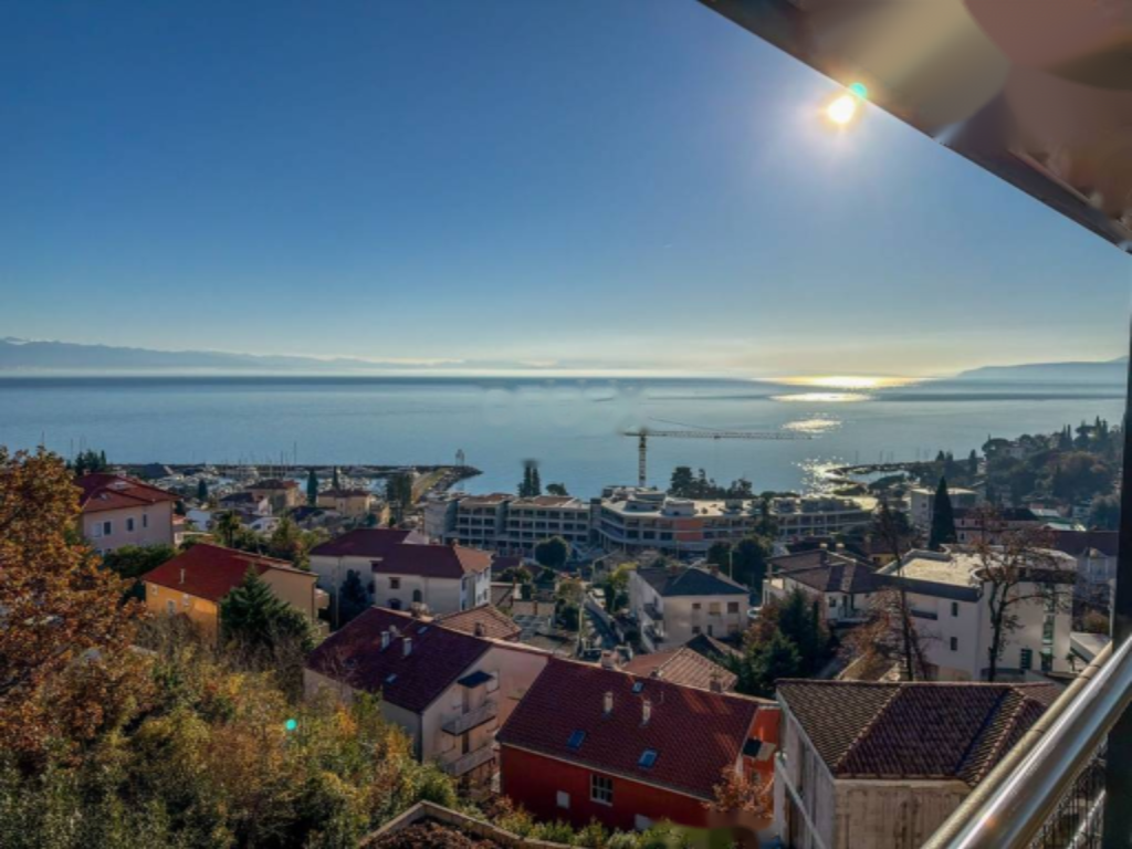 Wohnung in Opatija, Kroatien, 135 m² - Foto 1