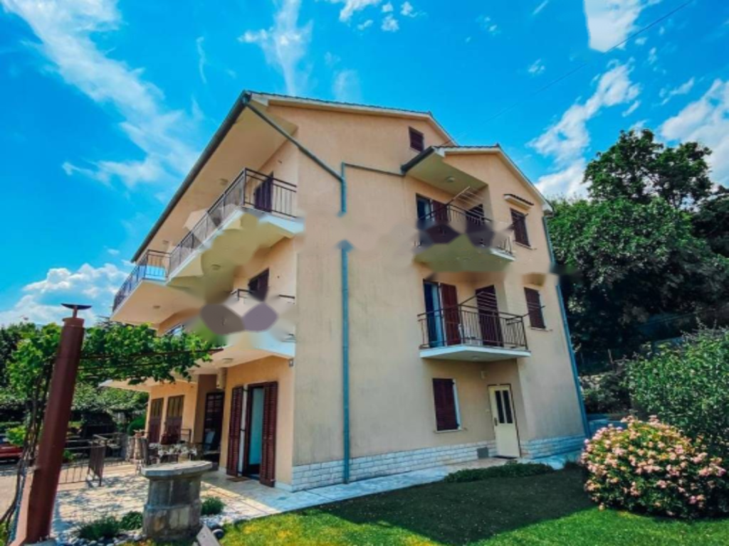 Casa en Opatija, Croacia, 470 m² - imagen 1