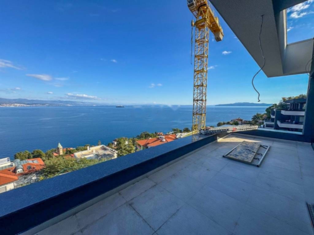 Flat in Opatija, Croatia, 126 m² - picture 1
