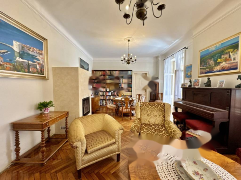 Casa a Opatija, Croazia, 180 m² - foto 1