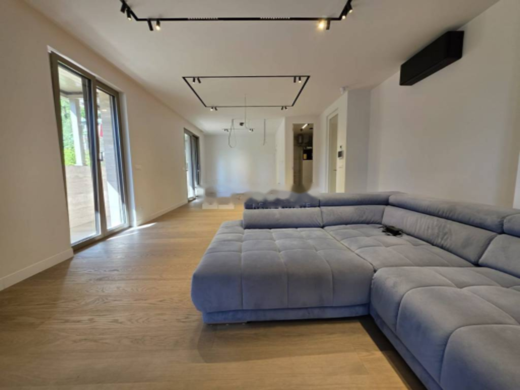 Flat in Opatija, Croatia, 155 m² - picture 1